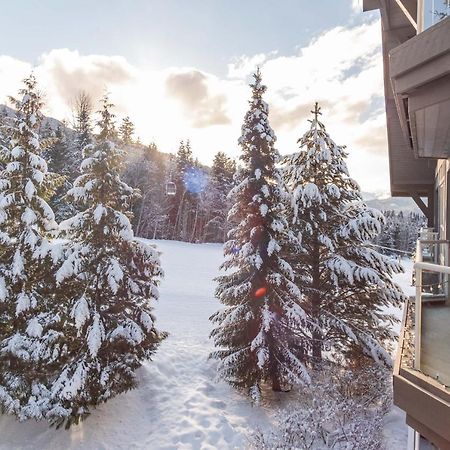 The Best Ski In Ski Out Two Bedroom Condo At Aspens วิสต์เลอร์ ภายนอก รูปภาพ