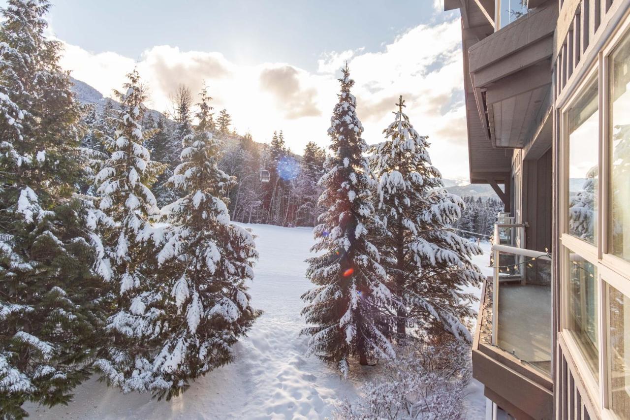 The Best Ski In Ski Out Two Bedroom Condo At Aspens วิสต์เลอร์ ภายนอก รูปภาพ