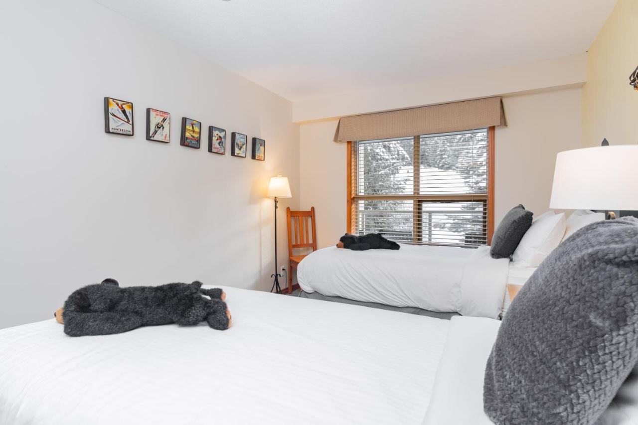 The Best Ski In Ski Out Two Bedroom Condo At Aspens วิสต์เลอร์ ภายนอก รูปภาพ